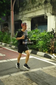 Runner Photo 4207893