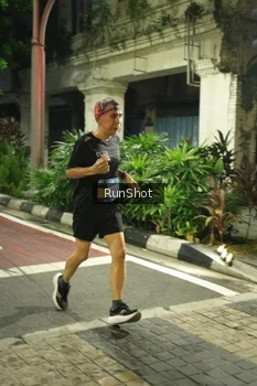 Runner Photo 4207896