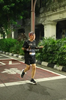 Runner Photo 4207897