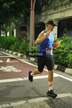 Runner Photo 4207900
