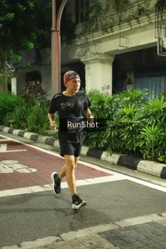 Runner Photo 4207901