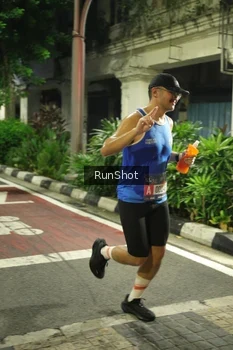 Runner Photo 4207903
