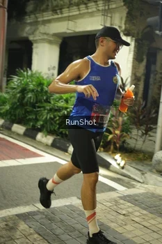 Runner Photo 4207911