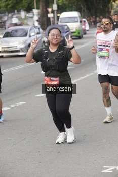 Runner Photo 4207915