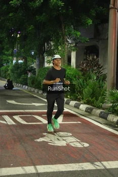 Runner Photo 4207919