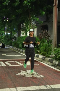 Runner Photo 4207926