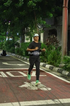 Runner Photo 4207934