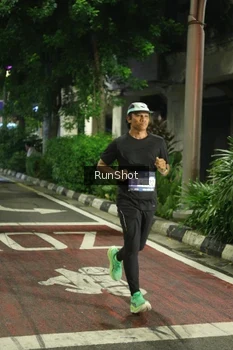 Runner Photo 4207935