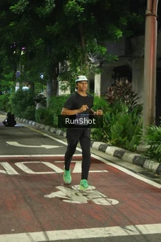 Runner Photo 4207936