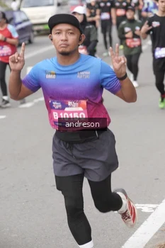 Runner Photo 4207939