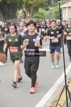 Runner Photo 4207965