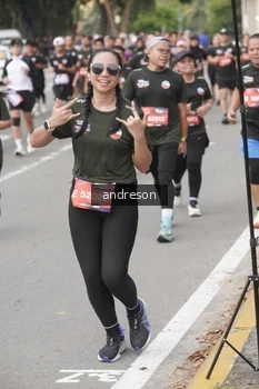 Runner Photo 4207998