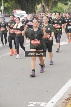 Runner Photo 4208026