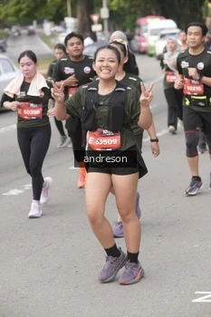 Runner Photo 4208031