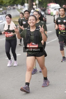 Runner Photo 4208033