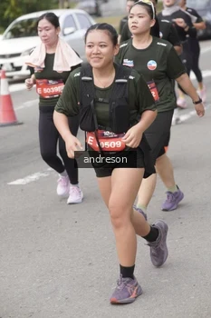 Runner Photo 4208037