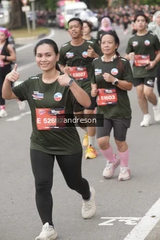 Runner Photo 4208053