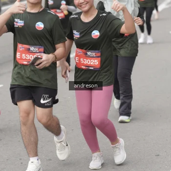 Runner Photo 4208061