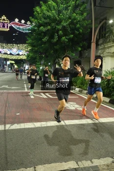 Runner Photo 4208099
