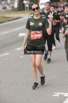 Runner Photo 4208160