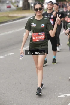 Runner Photo 4208165