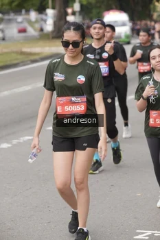 Runner Photo 4208183
