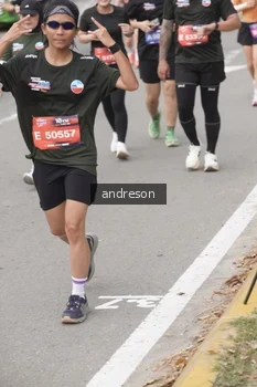 Runner Photo 4208204