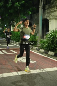 Runner Photo 4208305