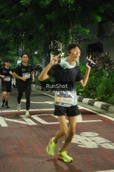 Runner Photo 4208335