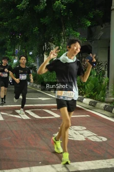 Runner Photo 4208339