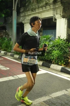 Runner Photo 4208347