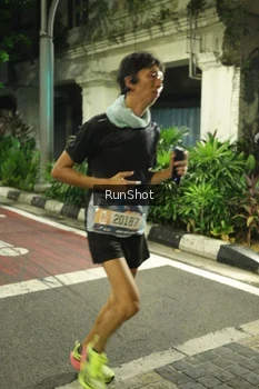 Runner Photo 4208348