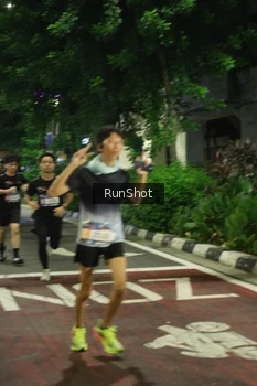 Runner Photo 4208371