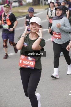Runner Photo 4208378