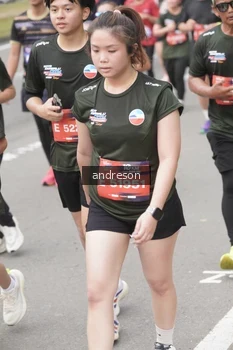 Runner Photo 4208443
