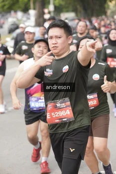 Runner Photo 4208445