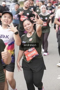 Runner Photo 4208460