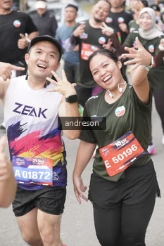 Runner Photo 4208469