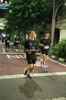 Runner Photo 4208521