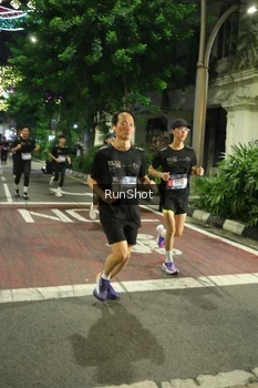 Runner Photo 4208523