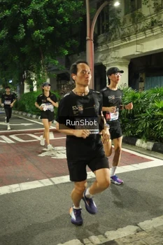 Runner Photo 4208525