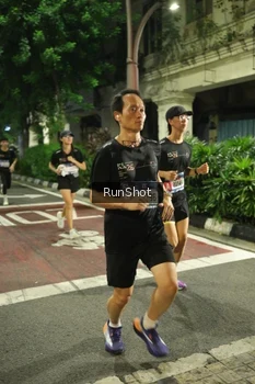 Runner Photo 4208527