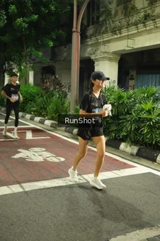 Runner Photo 4208538