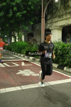 Runner Photo 4208557