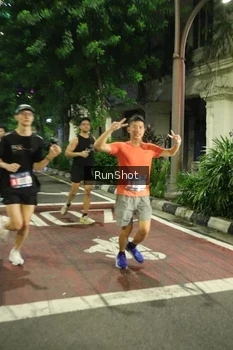 Runner Photo 4208587