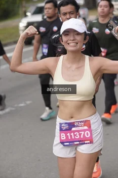 Runner Photo 4208595