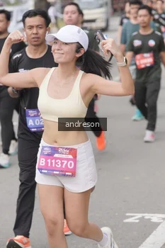 Runner Photo 4208616