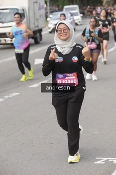 Runner Photo 4208648
