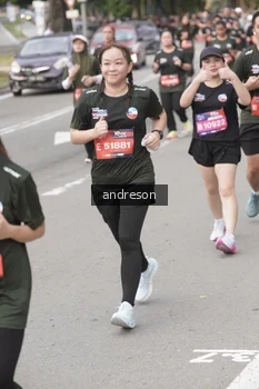 Runner Photo 4208690