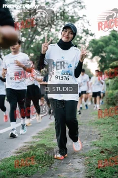 Runner Photo 420871